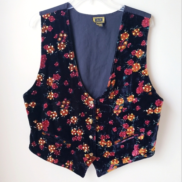 Vintage A.J. Black Floral Vest - Picture 8 of 8
